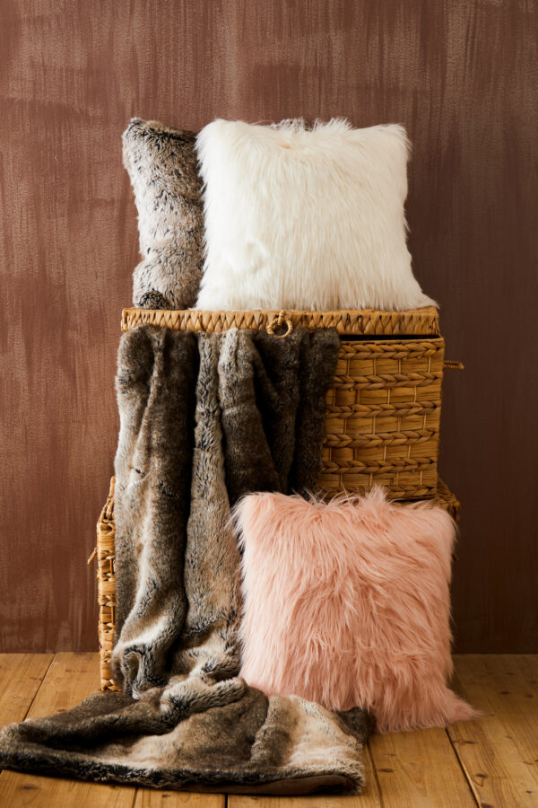 Bosie Lamina Mocha Ombre Fur Throw