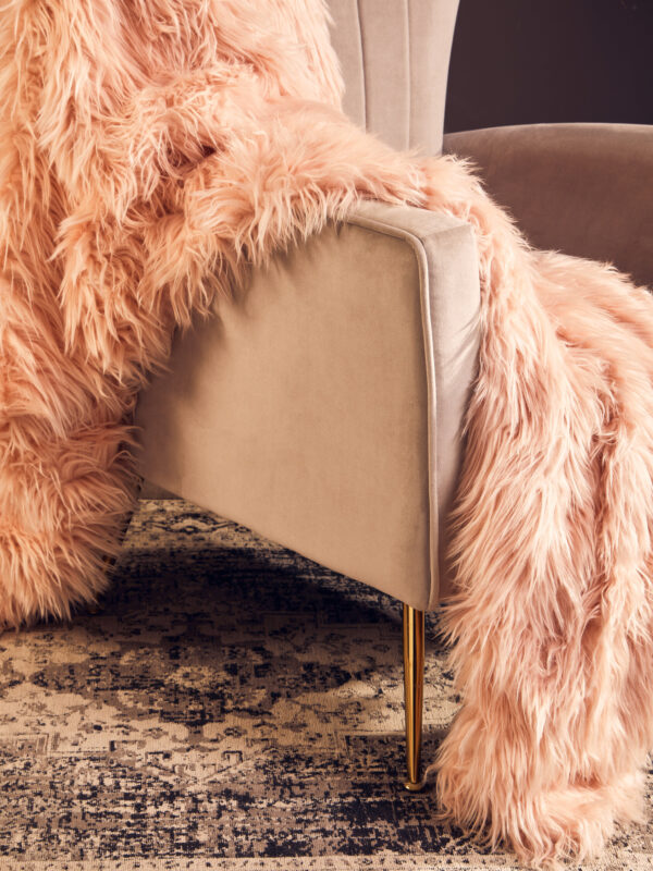 Bosie Lamina Pink Faux Fur Throw