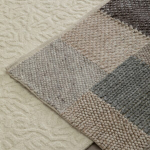 Bosie Jango Small Geometric Iovry Rug