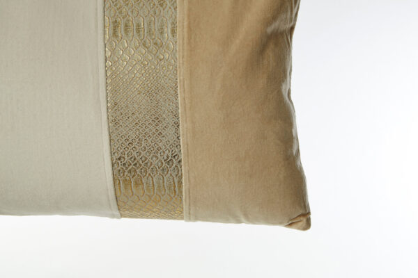 Bosie Kensington Townhouse Cream And Gold Rectangular Cushion