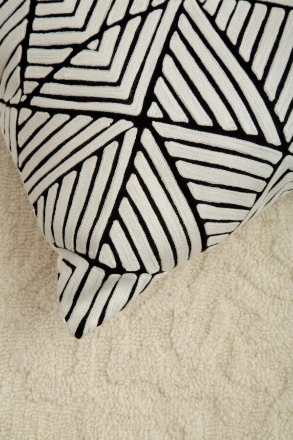 Bosie Ozella Diamond Design Cushion