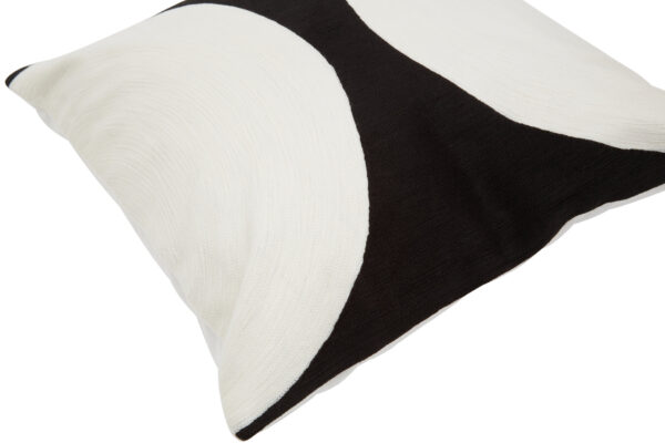 Bosie Ozella Black And White Semi Circular Design Cushion