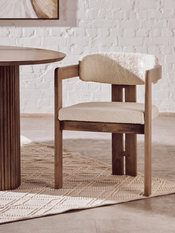 Bosie Jango Small Geometric Iovry Rug