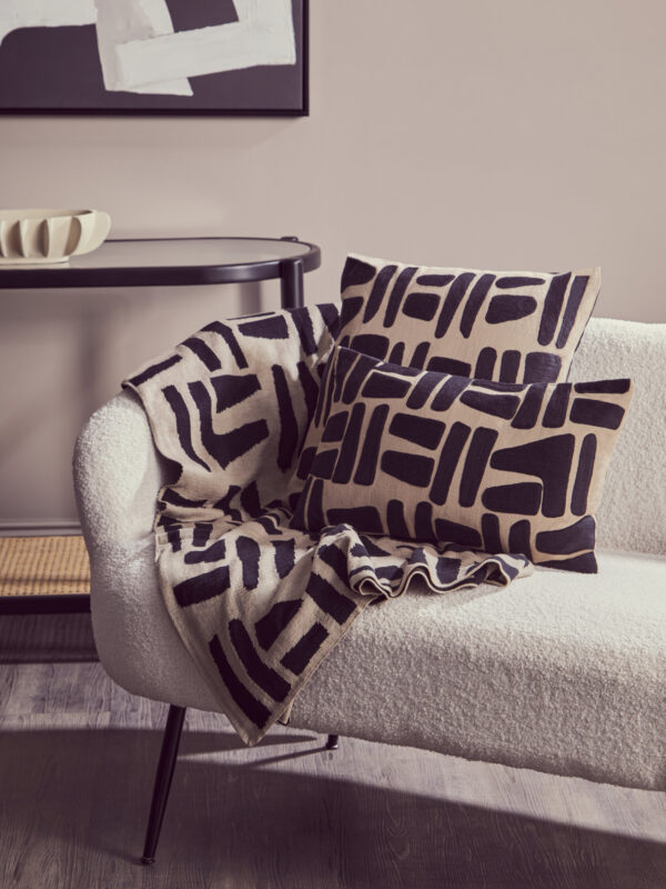 Bosie Ozella Natural And Black Throw