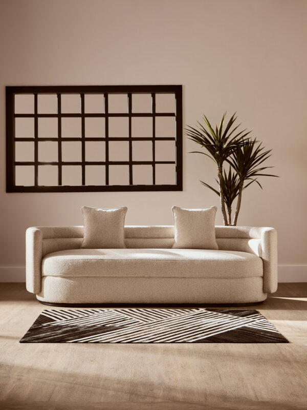 Oratino Ivory Linen 3 Seater Curved Sofa
