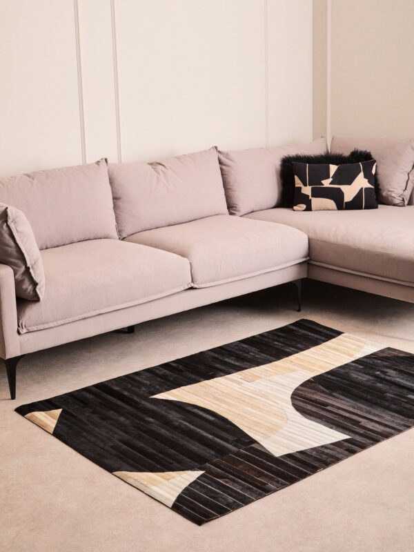 Bosie Safira Small Abstract Hair On Leather Rug