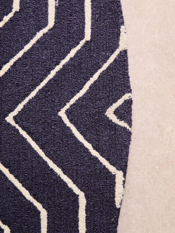 Bosie Moyo Blue And White Round Rug
