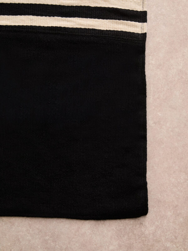 Bosie Black And White Rug