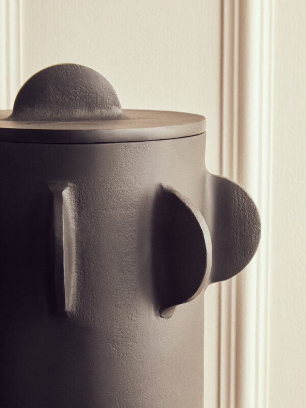 Prato Large Round Textured Black Box