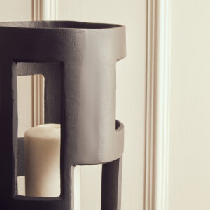 Prato Large Textured Black Candle Holder