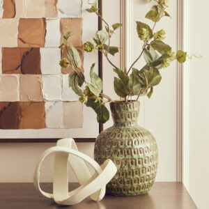 Prato Ivory Finish Knot Sculpture