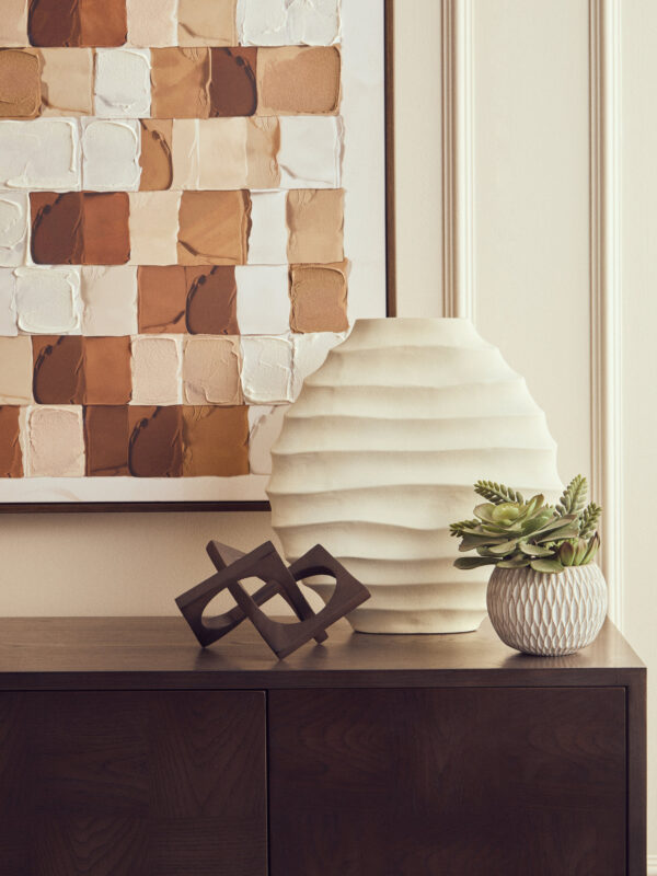 Mira Large Ivory Finish Rippled Round Vase