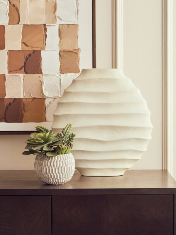 Mira Large Ivory Finish Rippled Round Vase