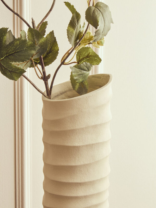 Mira Large Ivory Finish Rippled Vase