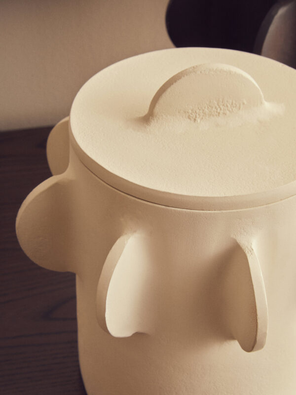Prato Small Round Textured Cream Box