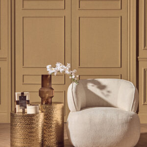 Dasha Ivory Textured Curved Chair
