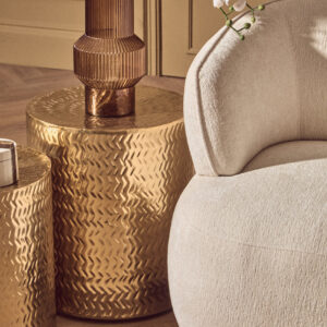 Dasha Ivory Textured Curved Chair