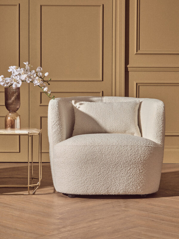 Bruge Textured Cream Curved Chair