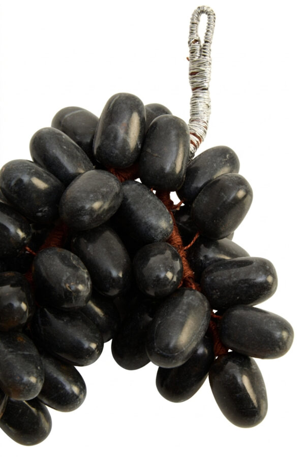 Zoro Small Black Marble Decorative 50 Grapes