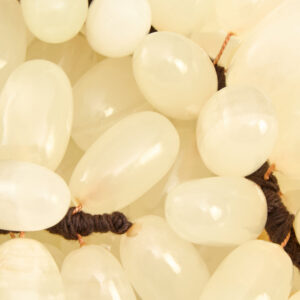 Oleena Large White Onyx Decorative 100 Grapes