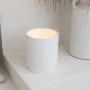 Dolni XL White Ceramic 2200g Amber & Patchouli Candle