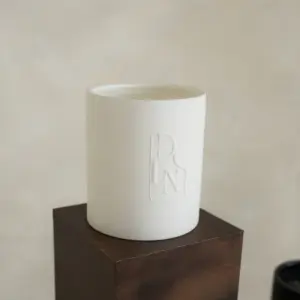 Dolni XL White Ceramic 2200g Amber & Patchouli Candle