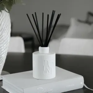 Dolni Large White Ceramic 500ml Reed Diffuser