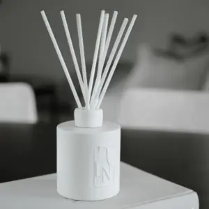 Dolni Large White Ceramic 500ml Reed Diffuser