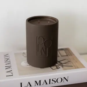 Dolni Large Brown Ceramic 600g Tobacco & Oud Candle