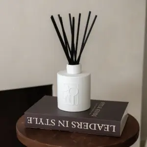 Dolni Large White Ceramic 500ml Reed Diffuser