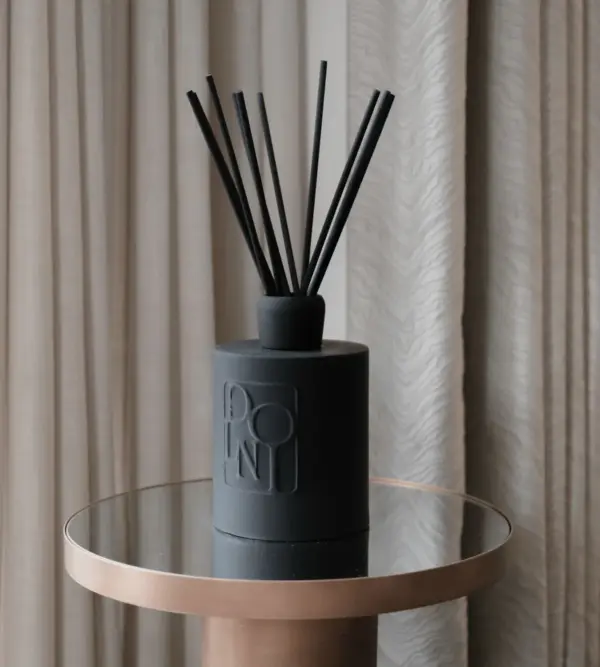 Dolni Large Black Ceramic 500ml Reed Diffuser Rodi Noir